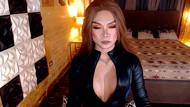 Snapshot of BigCockJewel chatting on 02/06/26, 09:00 BigCockJewel online show from 02/06/26, 09:00