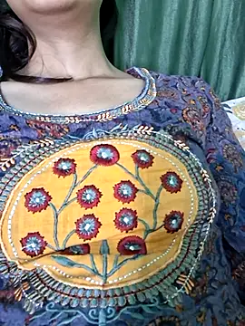 Nisha shukla online show from 07/25/26, 07:05