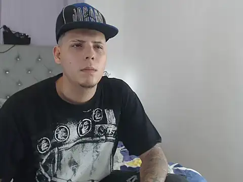 AnthoonyReyes online show from 07/24/26, 03:30