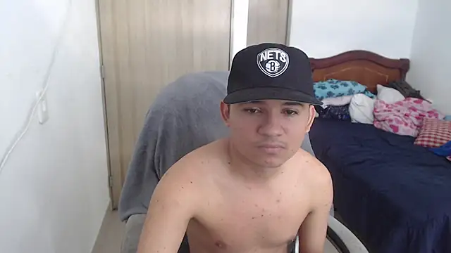 ThiagoHoyos online show from 07/24/26, 03:30