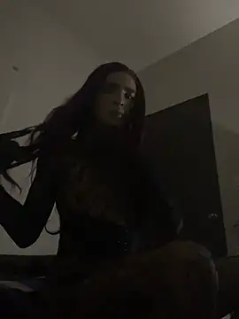xtinasissy online show from 08/08/26, 10:33