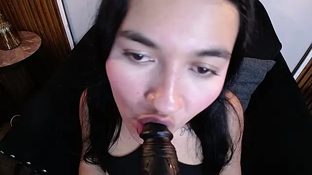 Snapshot of NickyLoveSaliva chatting on 07/28/26, 03:21 NickyLoveSaliva online show from 07/28/26, 03:21