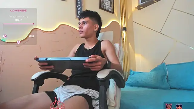 Thiiago xxx online show from 07/25/26, 02:12
