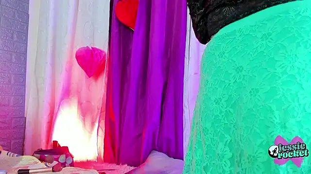 jessierocketx online show from 02/15/26, 10:30