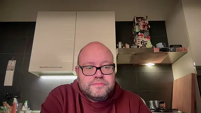 theitalianbear online show from 02/19/25, 04:55