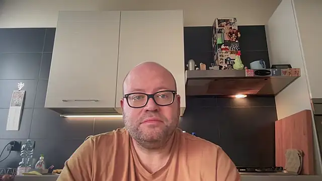 theitalianbear online show from 03/23/25, 06:37