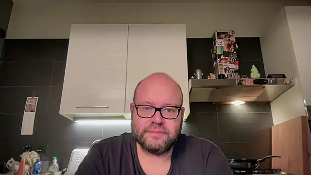 theitalianbear online show from 10/16/25, 02:31