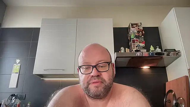 theitalianbear online show from 05/14/26, 07:16
