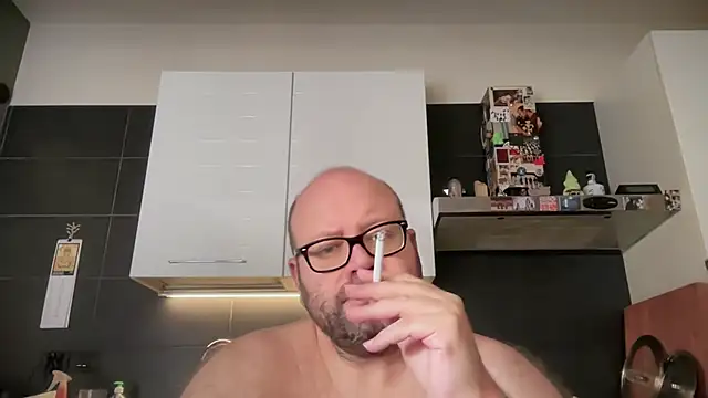 theitalianbear online show from 06/10/26, 06:25