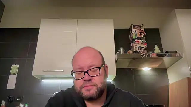 Snapshot of theitalianbear chatting on 03/16/26, 03:14 theitalianbear online show from 03/16/26, 03:14