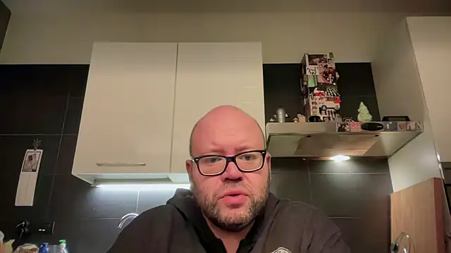 theitalianbear online show from 10/05/25, 03:41