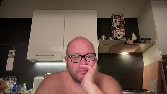 theitalianbear online show from 09/12/25, 08:41