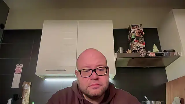 Snapshot of theitalianbear chatting on 02/23/26, 06:08 theitalianbear online show from 02/23/26, 06:08