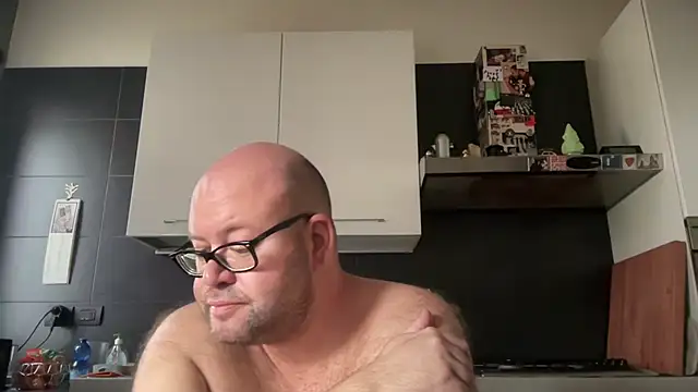 theitalianbear online show from 09/10/25, 09:41