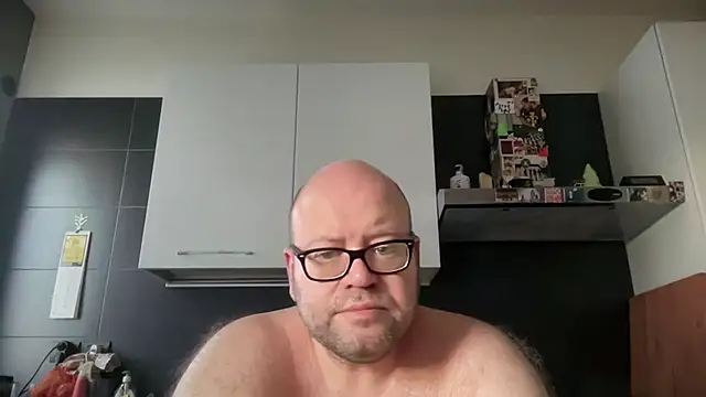theitalianbear online show from 06/28/26, 04:19