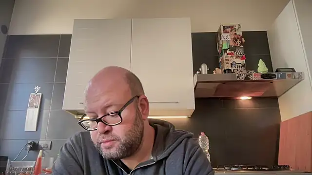 theitalianbear online show from 11/05/25, 08:39