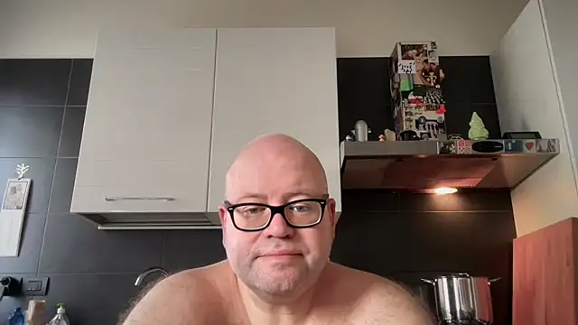 theitalianbear online show from 09/22/25, 03:40