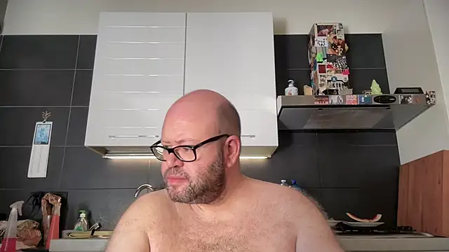 theitalianbear online show from 07/07/26, 07:23