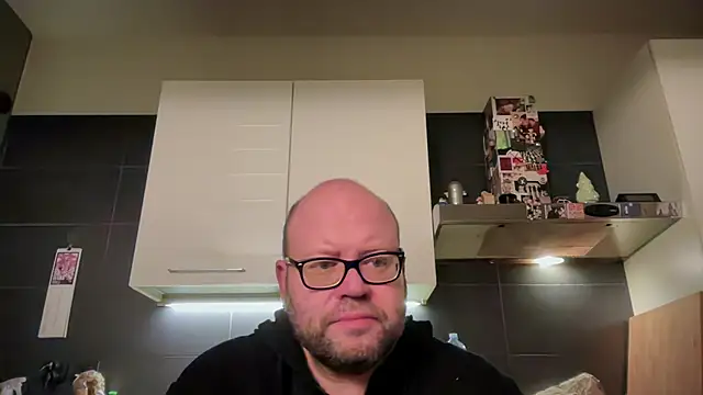 Snapshot of theitalianbear chatting on 04/06/26, 02:51 theitalianbear online show from 04/06/26, 02:51