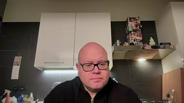 theitalianbear online show from 10/19/25, 12:24