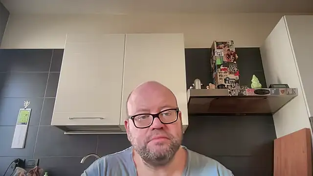 Snapshot of theitalianbear chatting on 03/05/26, 12:57 theitalianbear online show from 03/05/26, 12:57