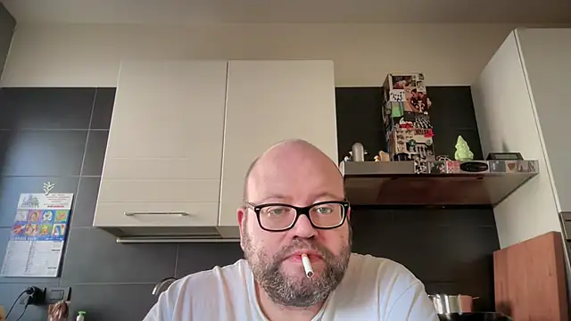 Snapshot of theitalianbear chatting on 01/15/26, 01:36 theitalianbear online show from 01/15/26, 01:36