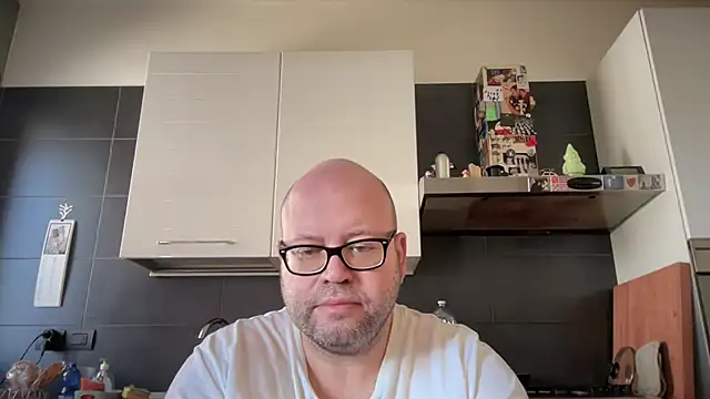 theitalianbear online show from 09/28/25, 10:44