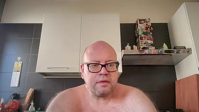 theitalianbear online show from 06/23/26, 04:27