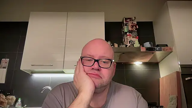 theitalianbear online show from 03/15/25, 01:08