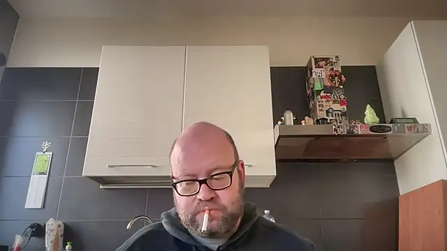 Snapshot of theitalianbear chatting on 03/16/26, 01:26 theitalianbear online show from 03/16/26, 01:26