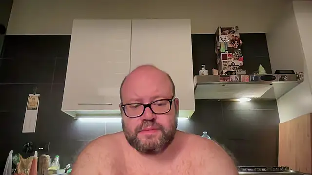 theitalianbear online show from 06/21/26, 02:39