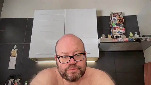 theitalianbear online show from 06/15/26, 08:03