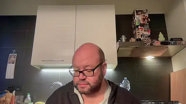 theitalianbear online show from 12/03/25, 06:03