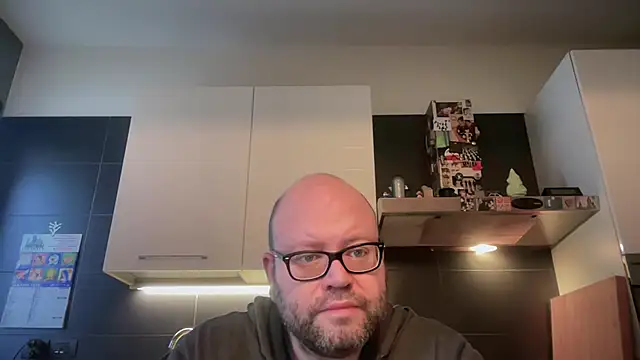 Snapshot of theitalianbear chatting on 01/06/26, 08:29 theitalianbear online show from 01/06/26, 08:29