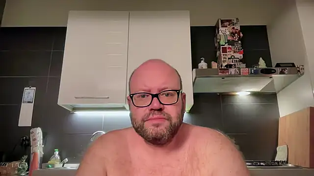 theitalianbear online show from 07/12/26, 02:34