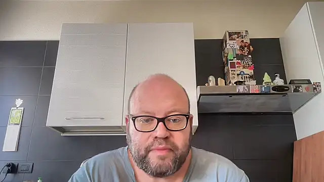 theitalianbear online show from 05/21/26, 07:39