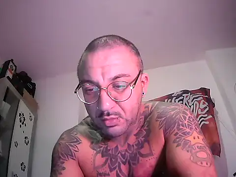 MagicStickBoy online show from 12/23/25, 08:24