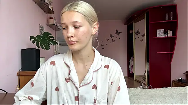 RoxyKindlimann online show from 07/27/26, 01:07