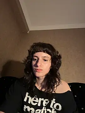 Lennore online show from 07/25/26, 08:48