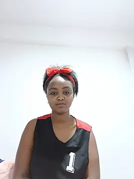 Prettyval77 online show from 07/26/26, 06:53