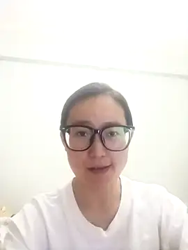 Snapshot of chenmu00 chatting on 08/01/26, 11:52 chenmu00 online show from 08/01/26, 11:52