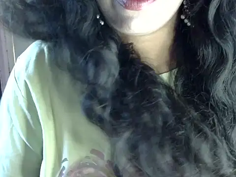 Zara Sidd online show from 08/07/26, 10:43