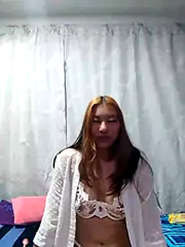 Snapshot of flor_bonita325 chatting on 07/29/26, 02:55 flor bonita325 online show from 07/29/26, 02:55