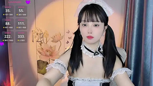 Snapshot of Magg1e_ chatting on 08/03/26, 06:32 Magg1e online show from 08/03/26, 06:32
