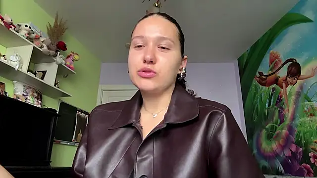 Snapshot of MichalNanke chatting on 08/04/26, 06:29 MichalNanke online show from 08/04/26, 06:29