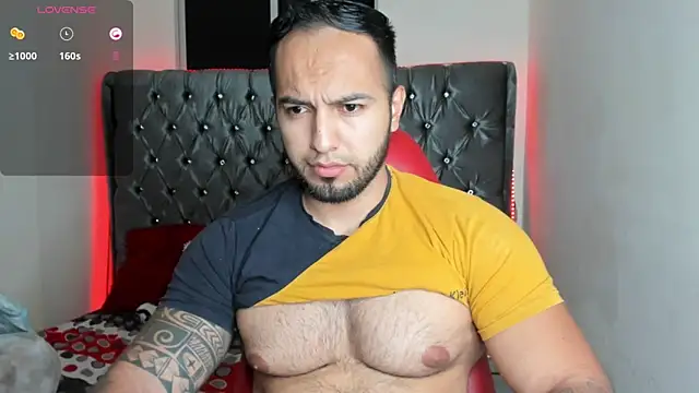 Snapshot of mrloganfuck1 chatting on 07/01/26, 06:14 mrloganfuck1 online show from 07/01/26, 06:14