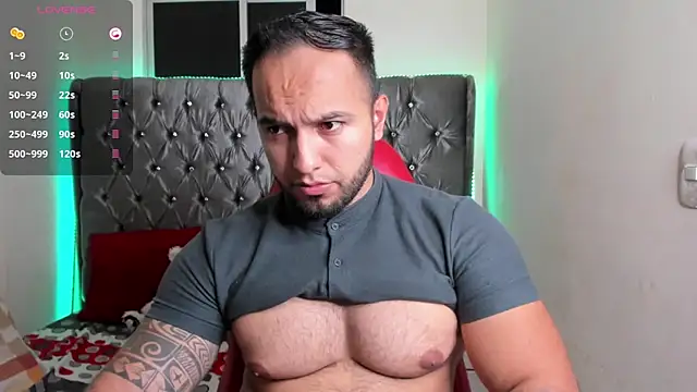 Snapshot of mrloganfuck1 chatting on 06/26/26, 06:30 mrloganfuck1 online show from 06/26/26, 06:30