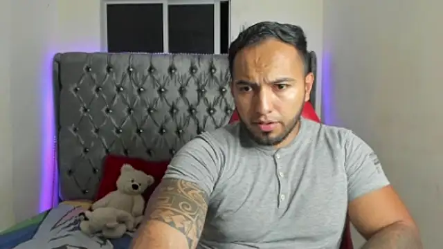 mrloganfuck1 online show from 03/26/26, 11:02