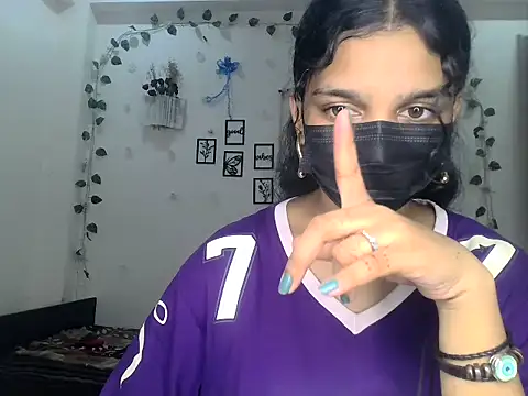 Snapshot of TANNU_SONI_ chatting on 08/04/26, 07:46 TANNU SONI online show from 08/04/26, 07:46