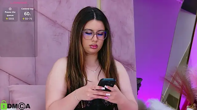 RaisaDoll online show from 08/05/26, 04:17